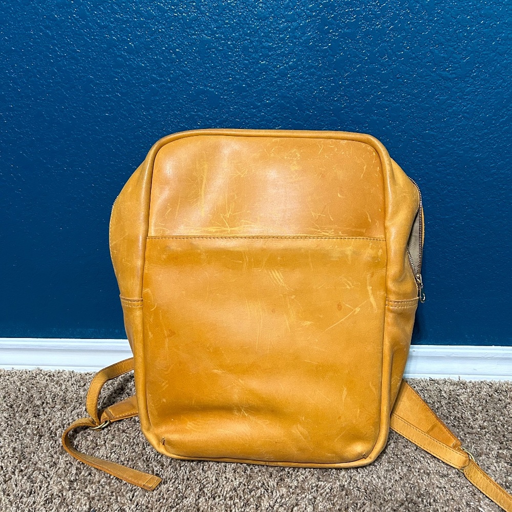 Parker Clay full grain leather Mari Backpack